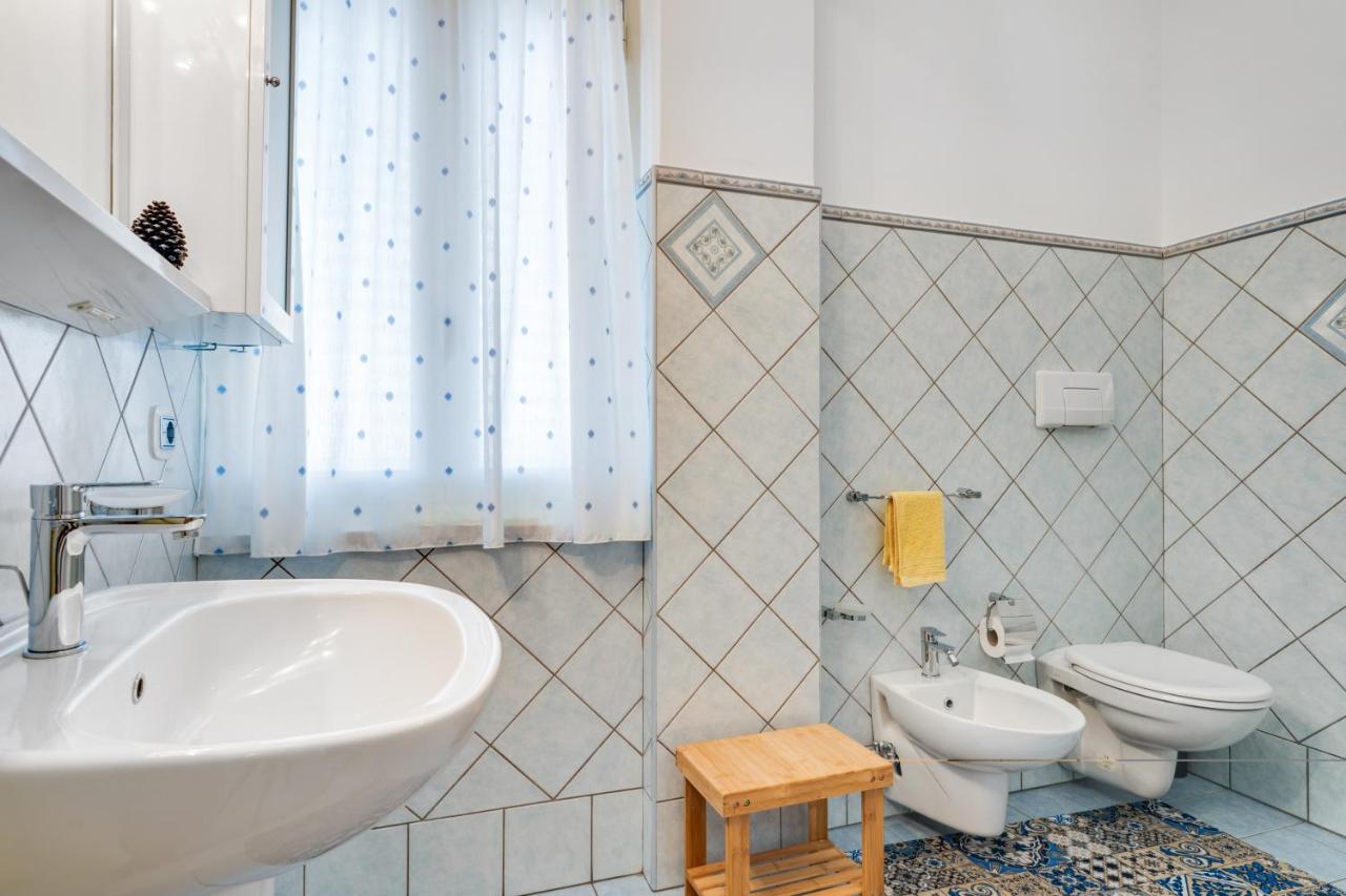 Roomy And Bright Apartment With Balconies X6 Catania Exterior foto